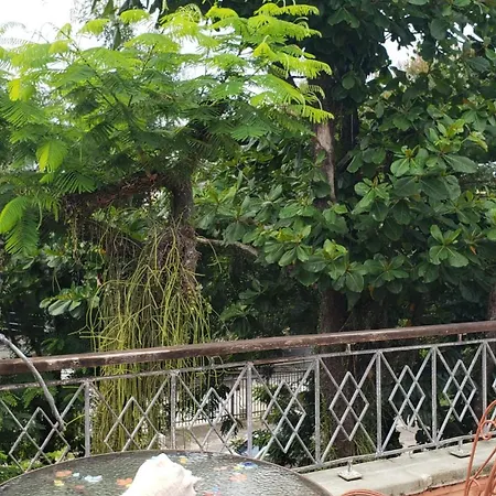 Alugo quarto próximo a praia em nossa residência-3